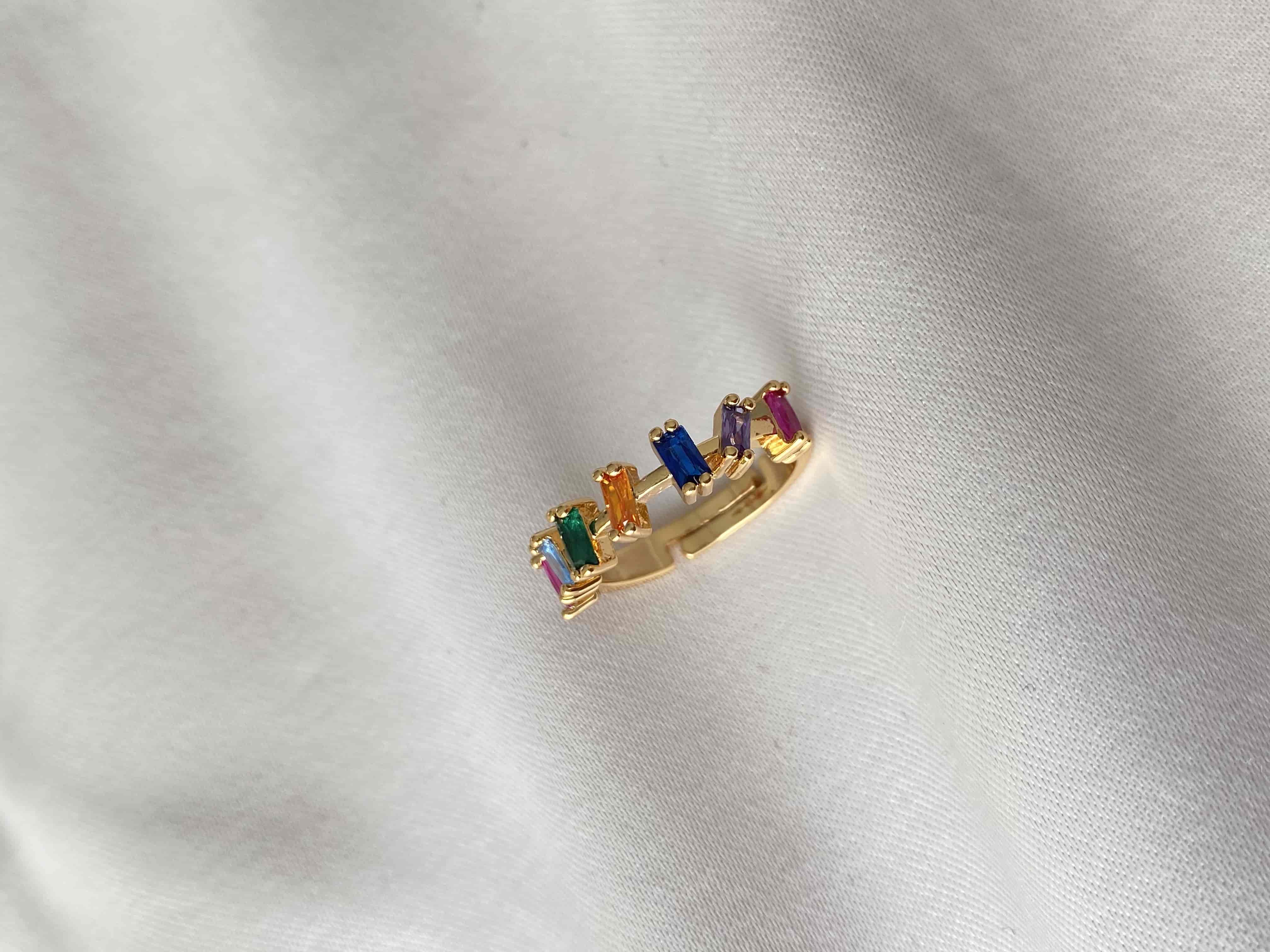 Asimetrik Baget Taşlı Yüzük