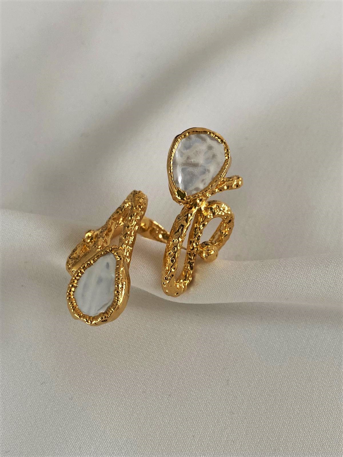 İncili Tasarım Yüzük